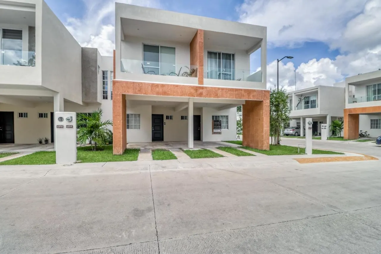 Selvanova Coto 4B, Villa Flamingos 437F Playa del Carmen