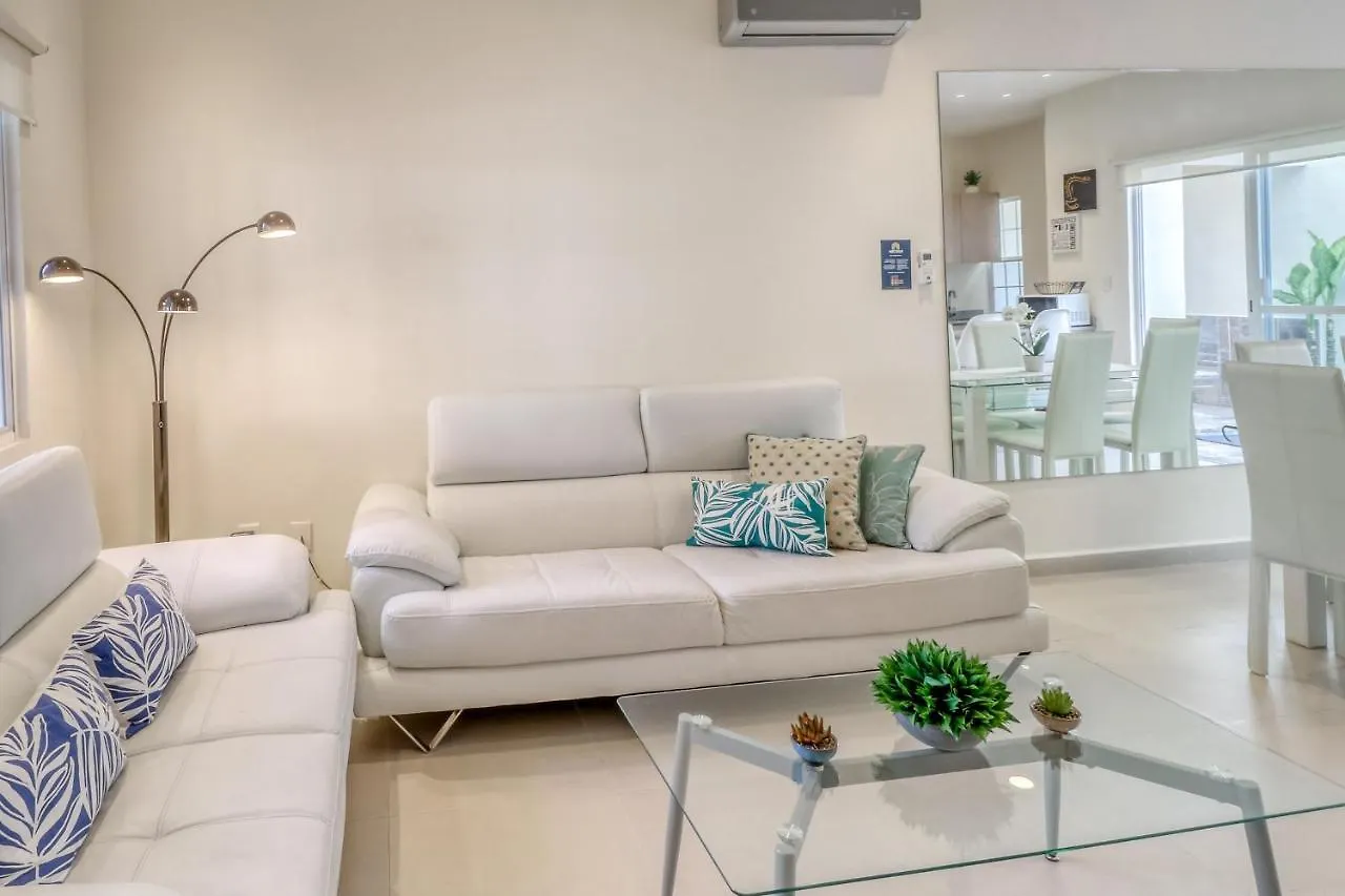 Selvanova Coto 4B, Villa Flamingos 437F Playa del Carmen